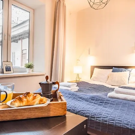 Florianska 24 By Mb Apartman